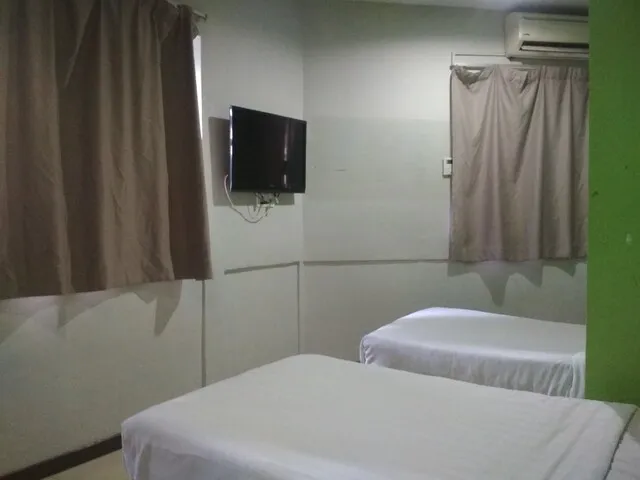 OYO 89903 Ms City Hotel Picture 4
