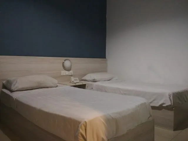 OYO 89903 Ms City Hotel Picture 10