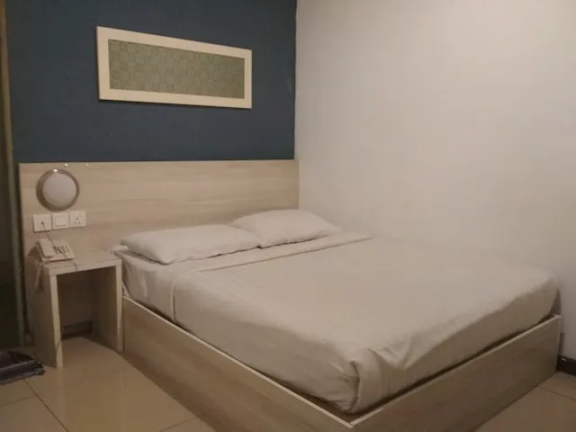OYO 89903 Ms City Hotel Picture 9