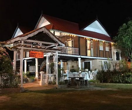 Kampungstay Laman Ejo