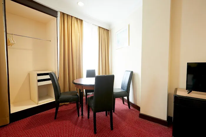 Grand Pacific Hotel PWTC Picture 10