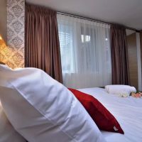 One Enigma Hotel ico