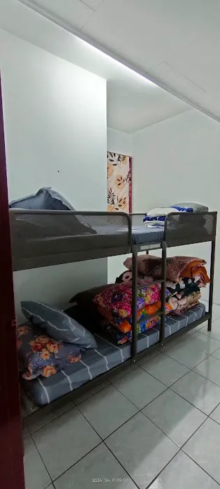 HOMESTAY ATIKAH BAHAU Picture 1