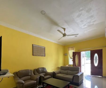 Homestay Haji Anuar & Kak Leha Kuala Balah