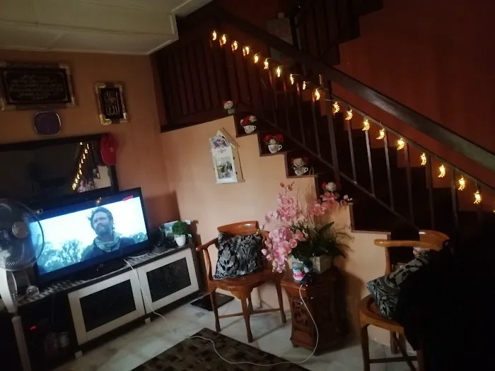 ZULHAZA HOUSE Picture 3