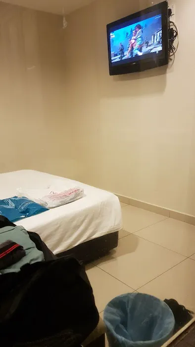 Izumi Hotel Picture 1