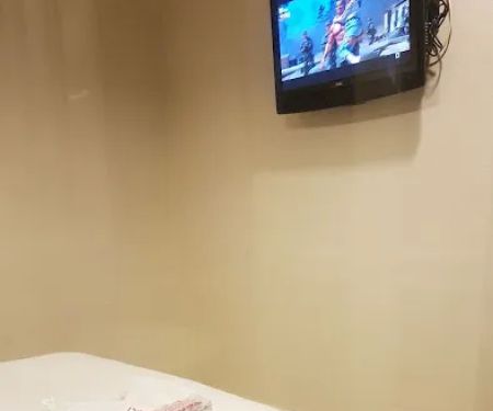 Izumi Hotel