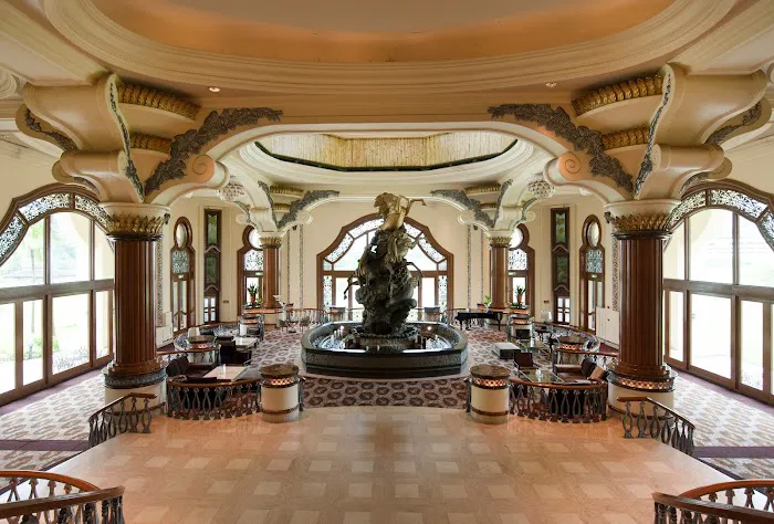 Palace of the Golden Horses Picture 6