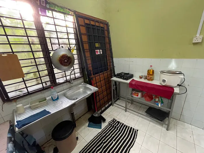 HOMESTAY ALIMAH Picture 2