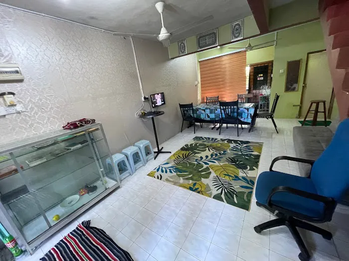 HOMESTAY ALIMAH Picture 5