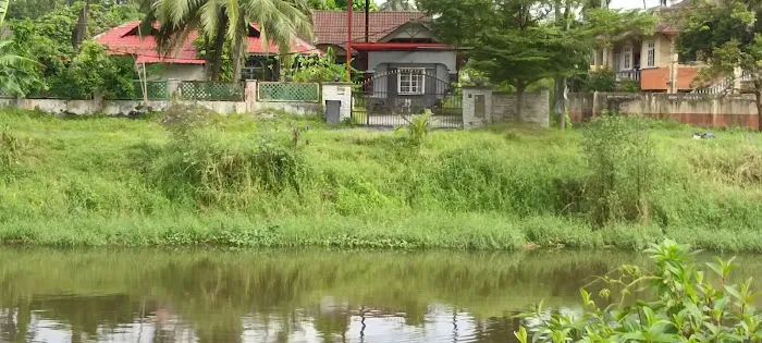 Trigona Home Stay by the river Picture 3