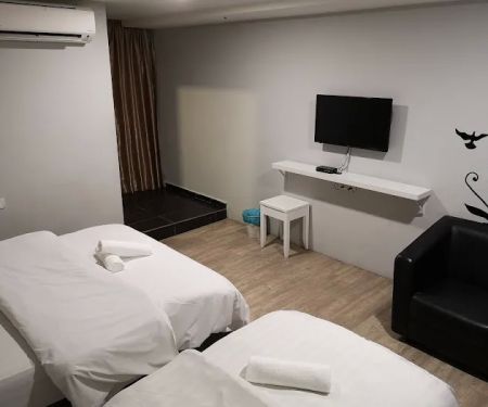 JC HOTEL