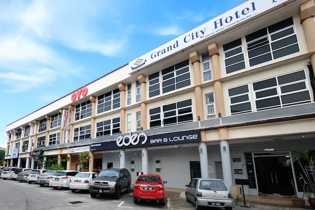 Super OYO 546 Grand City Hotel Picture 3
