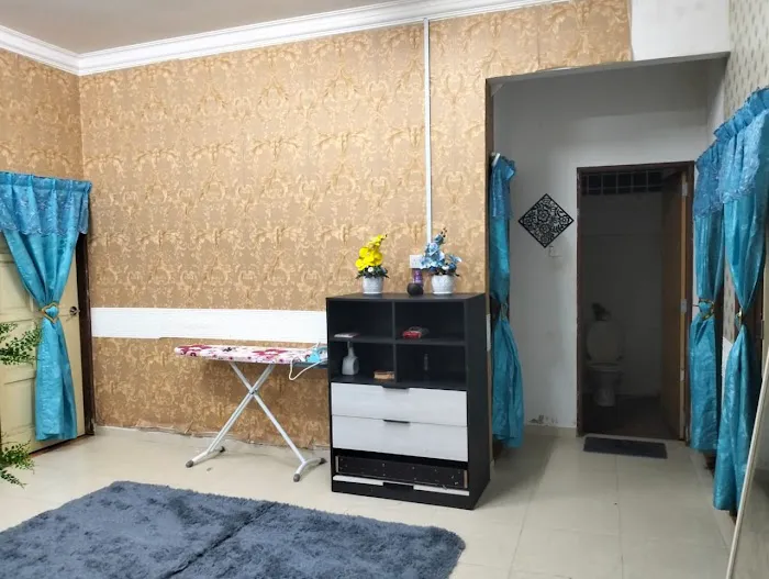 Azlan Homestay Picture 3