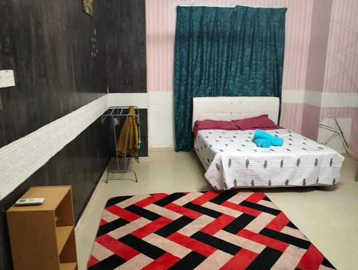 Azlan Homestay Picture 8