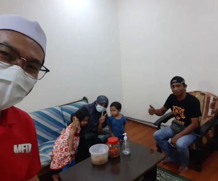 Bekam Puncak Alam
