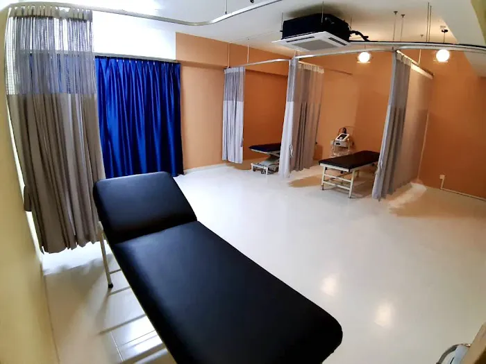 Tony's Sports Rehab Picture 5