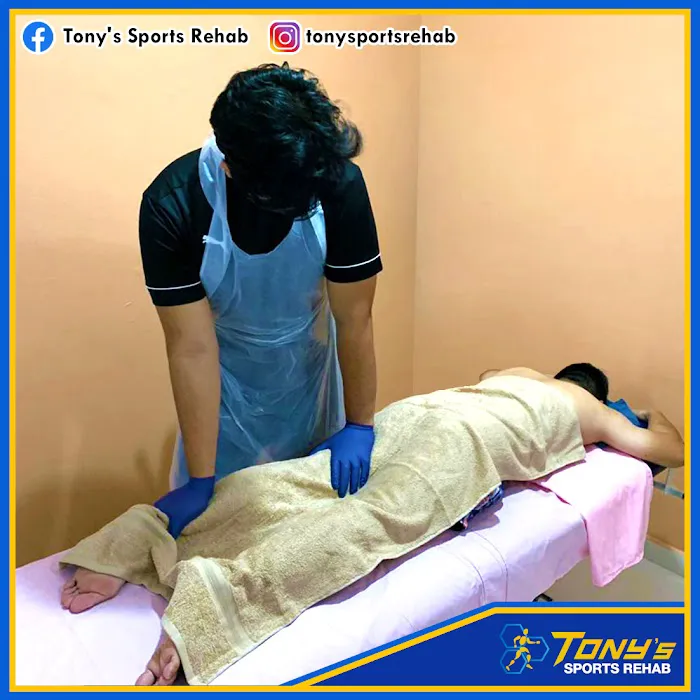 Tony's Sports Rehab Picture 9