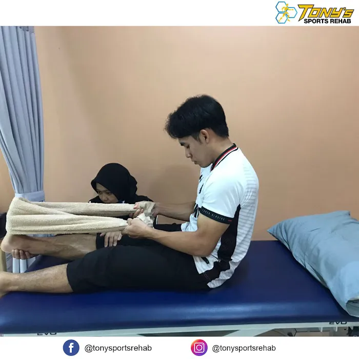 Tony's Sports Rehab Picture 10