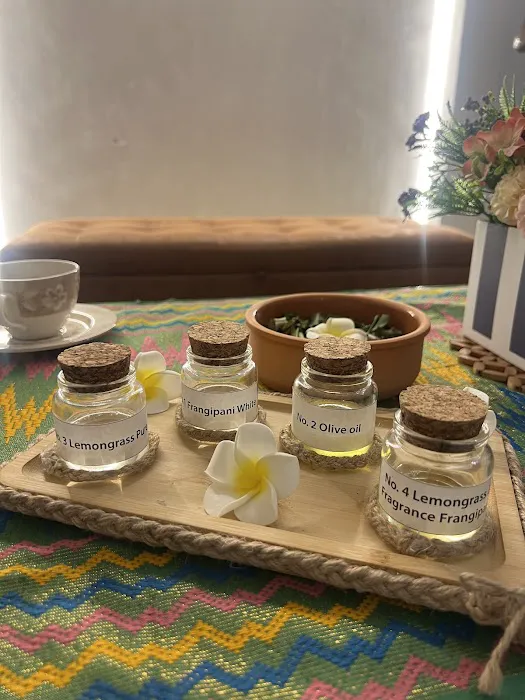 Amandari Ladies Spa & Jacuzzi Picture 7