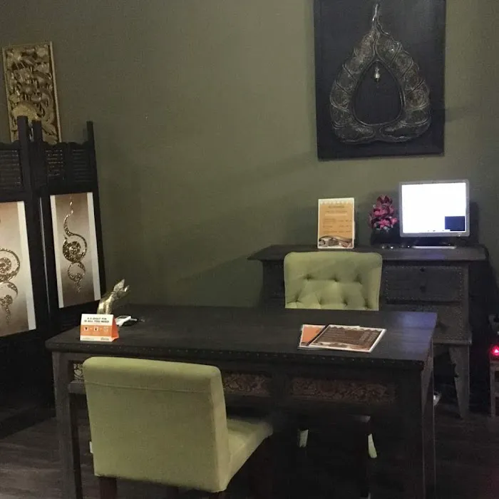 De Klair Thai Massage & Reflexology Picture 6