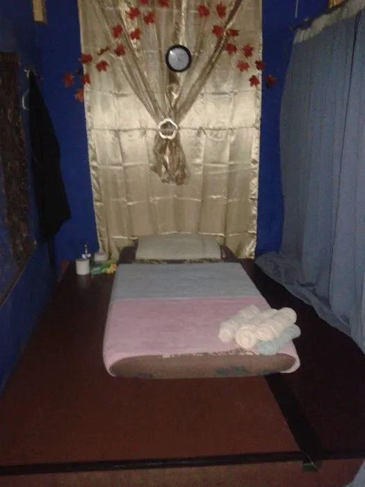Pusat Kecantikan & Reflexology Manja Picture 4