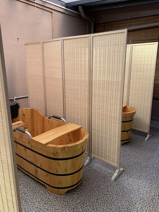 Herbalcony Spa Picture 5
