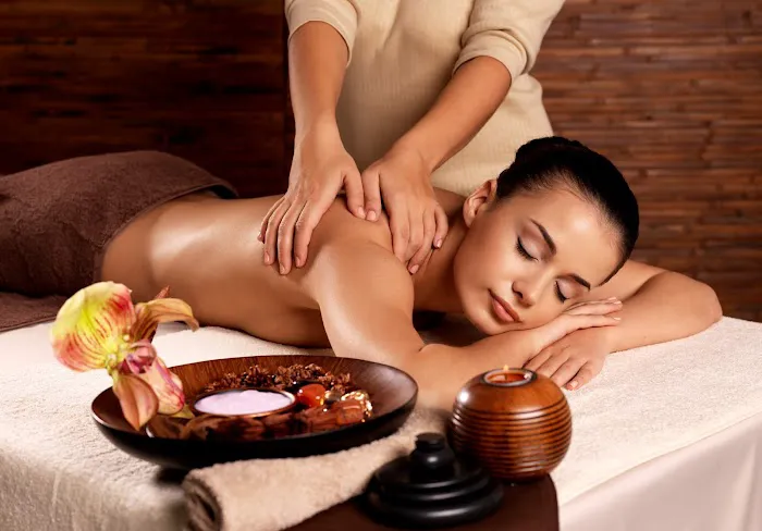 Zuji Reflexology Foot Massage Center | 足迹 Picture 2