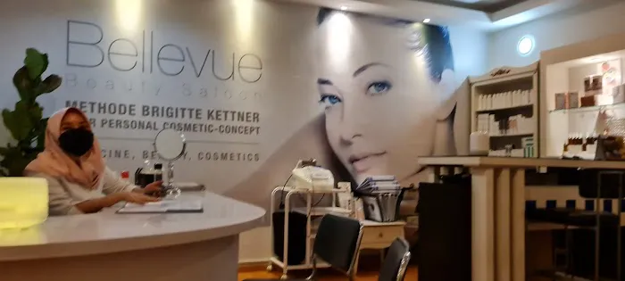 Bellevue Beauty Saloon Picture 1