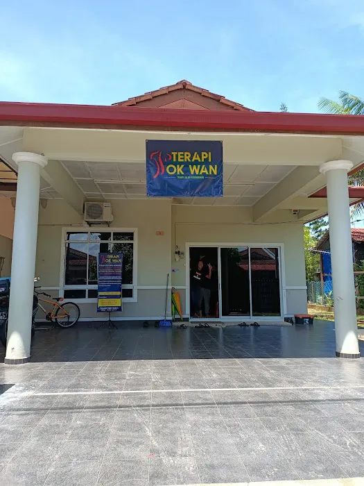 Tok Wan Therapy Jalan Pak Mahat Kuantan Picture 2