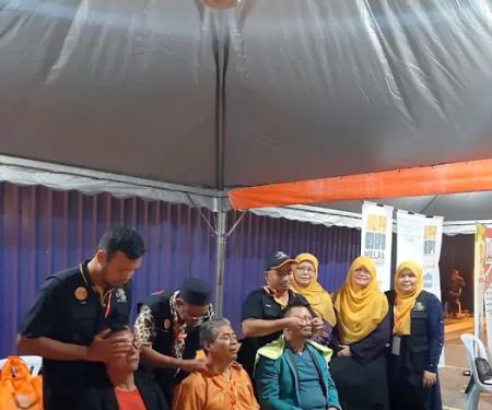 Hj Borhan - Urut Tradisional Melayu (Whatsapp, JANGAN CALL!)