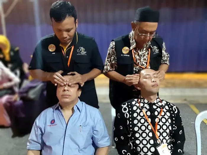 Hj Borhan - Urut Tradisional Melayu (Whatsapp, JANGAN CALL!) Picture 8