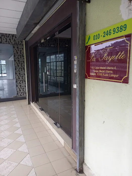 La Fayette Melati Picture 2