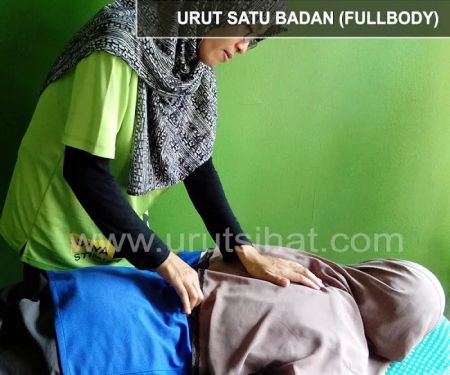 CikSiti Urut Ibu Mengandung