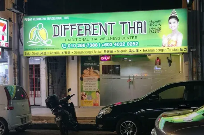 Different Thai Massage 泰式按摩 (SETAPAK) Picture 1