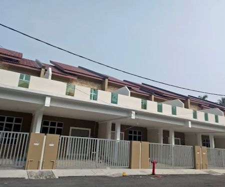 Taman Salor Jaya Aur Duri