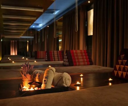 Natural Healing Family Spa (天然按摩)