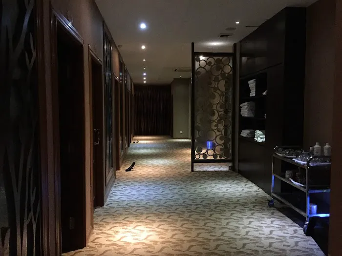 Holiday Palace Picture 2