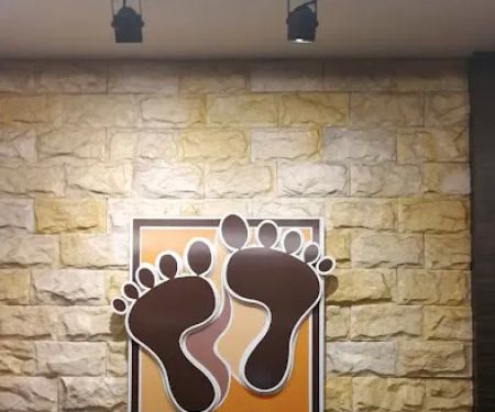 Kaki-Kaki Reflexology