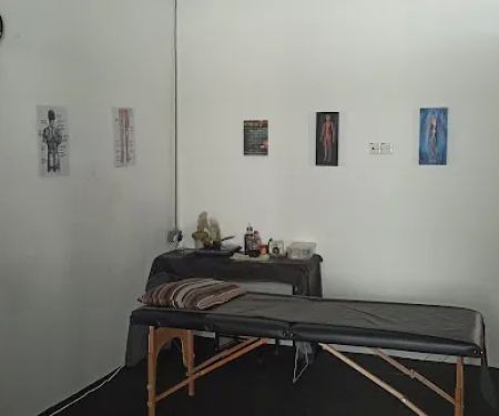 Ayya Traditional Oil Treatment
