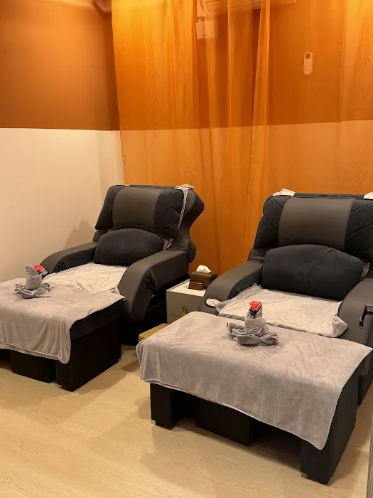 HARMONIES WELLNESS CENTRE Picture 4