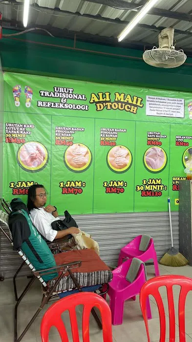 ALI MAIL D'TOUCH Picture 3