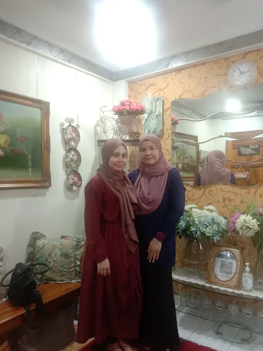 Urutan Tradisional Perbidanan Melayu (TheVinsha) Picture 5
