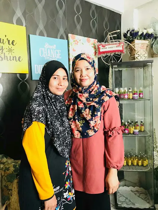 Urutan Tradisional Perbidanan Melayu (TheVinsha) Picture 10