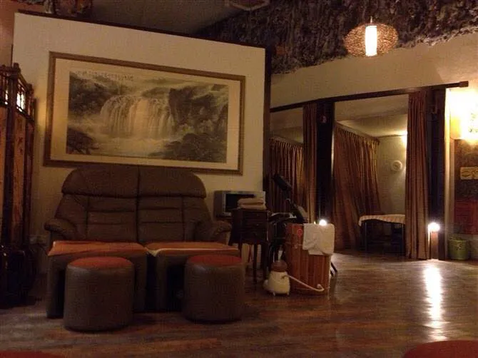 Massage Reborn The Mines Picture 6