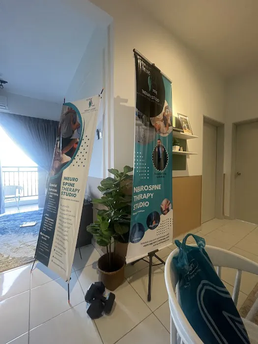 NeuroSPINE THERAPY STUDIO Picture 4
