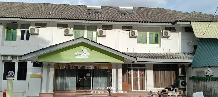 Urut Tradisional Kota Bharu ( massage men ) Picture 1
