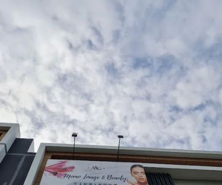 Momo Image & Beauty