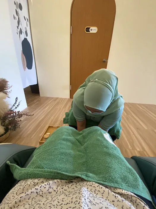 ES Wellness Traditional Malay Massage (Eco Santuary) Picture 5