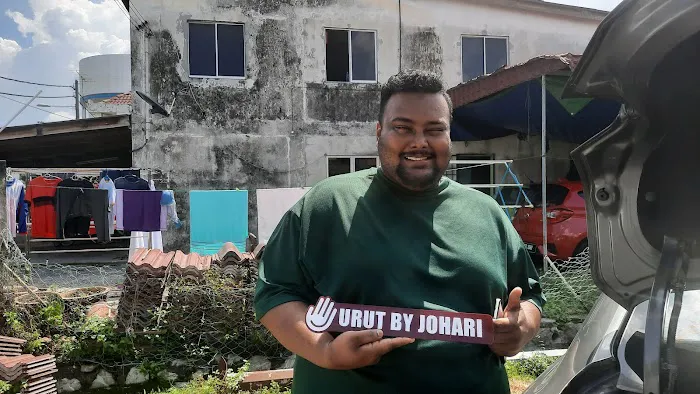 Urut By Johari | Urut Lelaki Badan & Batin Traditional Massage Kajang Bangi Picture 1